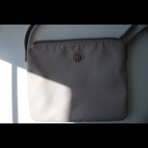 Mark and Hall Handbag - Picture 5 of 5